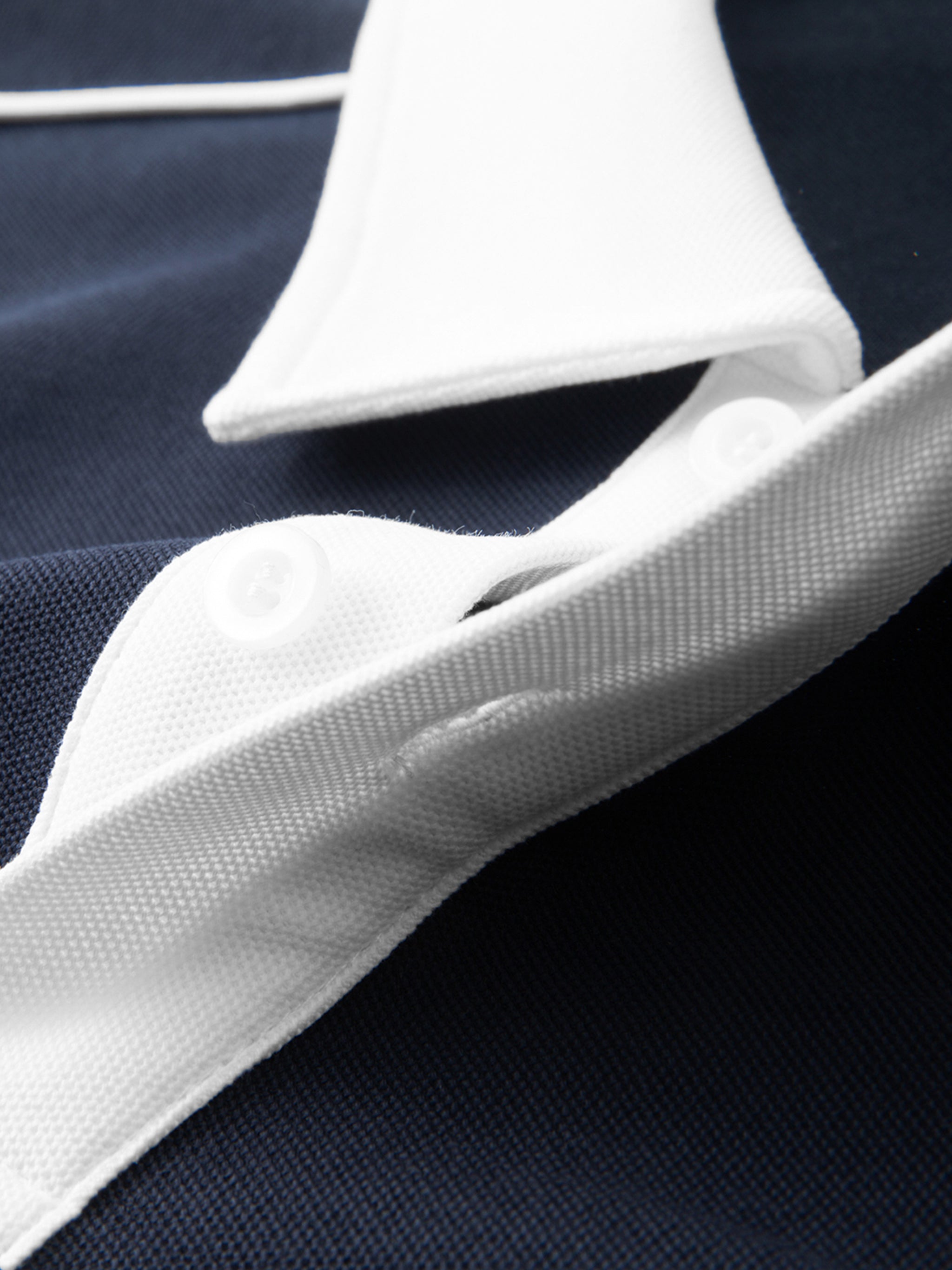 PEACE Contrast Collar Short-Sleeve Polo Shirt